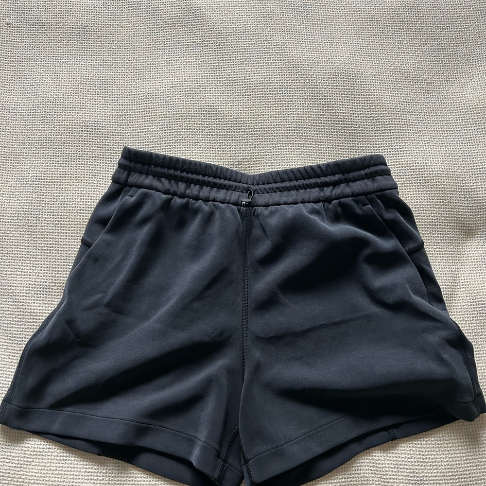 Lululemon Softstreme shorts (4’ inseam)